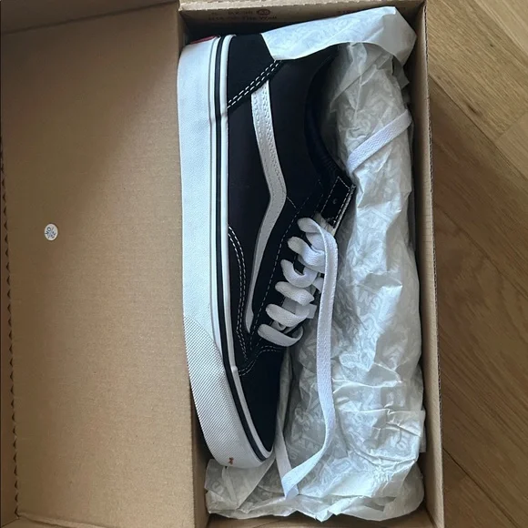 Vans Old Skool Low Tops Black size 7 - Picture 7 of 8